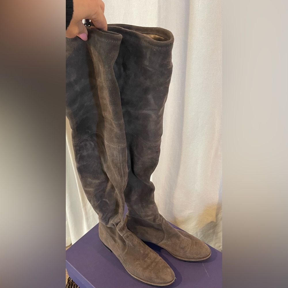 Stuart Weitzman Lowland Londra Suede Size 6.5 - image 3